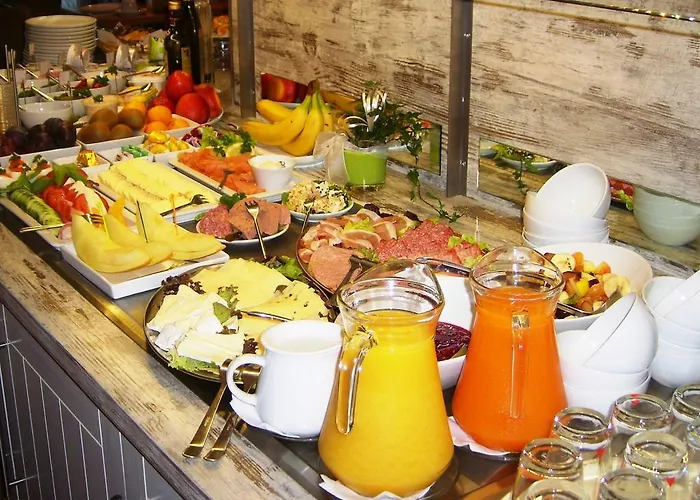 Hotel Insel Buesum 3*