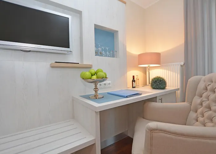 Hotell Hotel Insel Buesum 3*